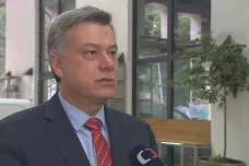 Blažek ustoupí od peněžitých trestů za znásilnění, změní se hranice bezbrannosti