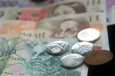Senát odmítl osvobození od koncesionářských poplatků pro část obyvatel