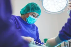 Válek chce změnit pravidla příplatků za „vyšší komfort“