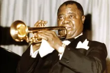 Jazzman Armstrong přivezl do Československa Ameriku. Nyní na kulturní diplomacii vsadila Čína