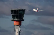 Londýnské letiště Heathrow opět plně funguje