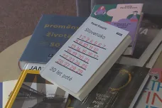Novák, Rooneyová, Kosatík či Němec. Na Velký knižní čtvrtek vyšlo patnáct novinek