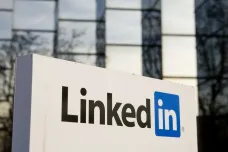 LinkedIn zneužil soukromé zprávy k učení AI, tvrdí hromadná žaloba